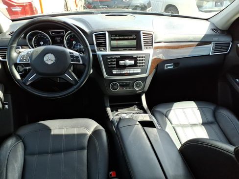 Used 2015 Mercedes-Benz GL 450 4MATIC image 11