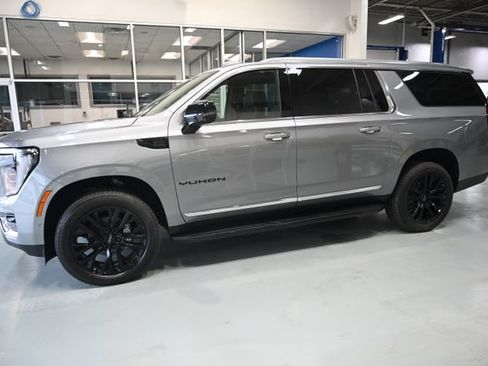 New 2026 GMC Yukon XL Elevation w/ Elevation Premium Package AWD/4WD image 7