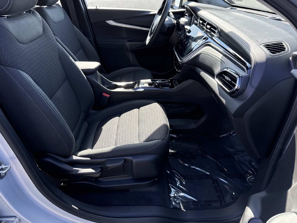 Used 2022 Chevrolet Bolt EUV LT FWD image 20