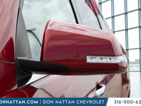 Used 2012 Chevrolet Traverse LT w/ LPO, 'HIT The Road' Package FWD image 25
