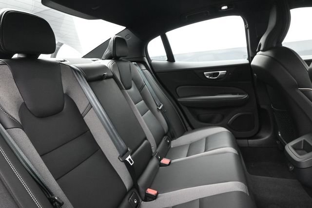 Certified 2024 Volvo S60 B5 Plus w/ Climate Package FWD image 32