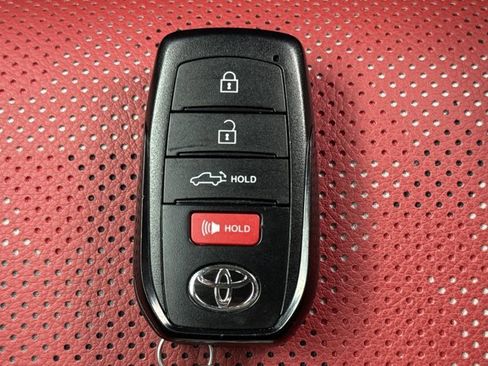 Used 2025 Toyota Tacoma TRD Pro image 28