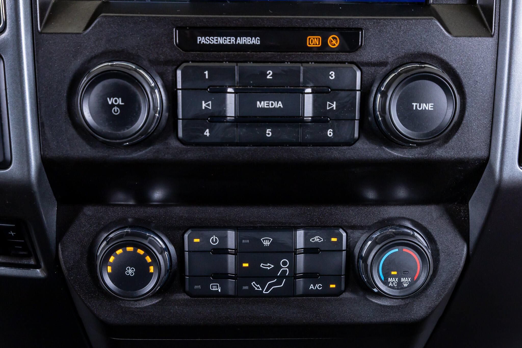 Used 2022 Ford F350 XLT w/ XLT Value Package AWD/4WD image 24