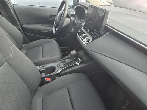 Used 2025 Toyota Corolla LE image 15