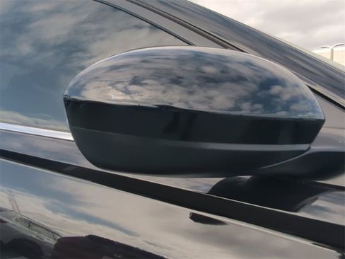 Used 2023 Nissan Altima 2.5 SV w/ SV Premium Package image 11