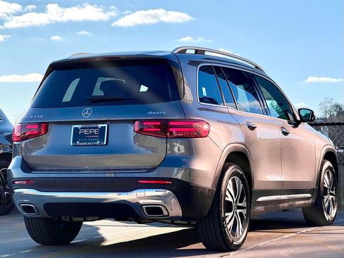 Certified 2026 Mercedes-Benz GLB 250 4MATIC image 7