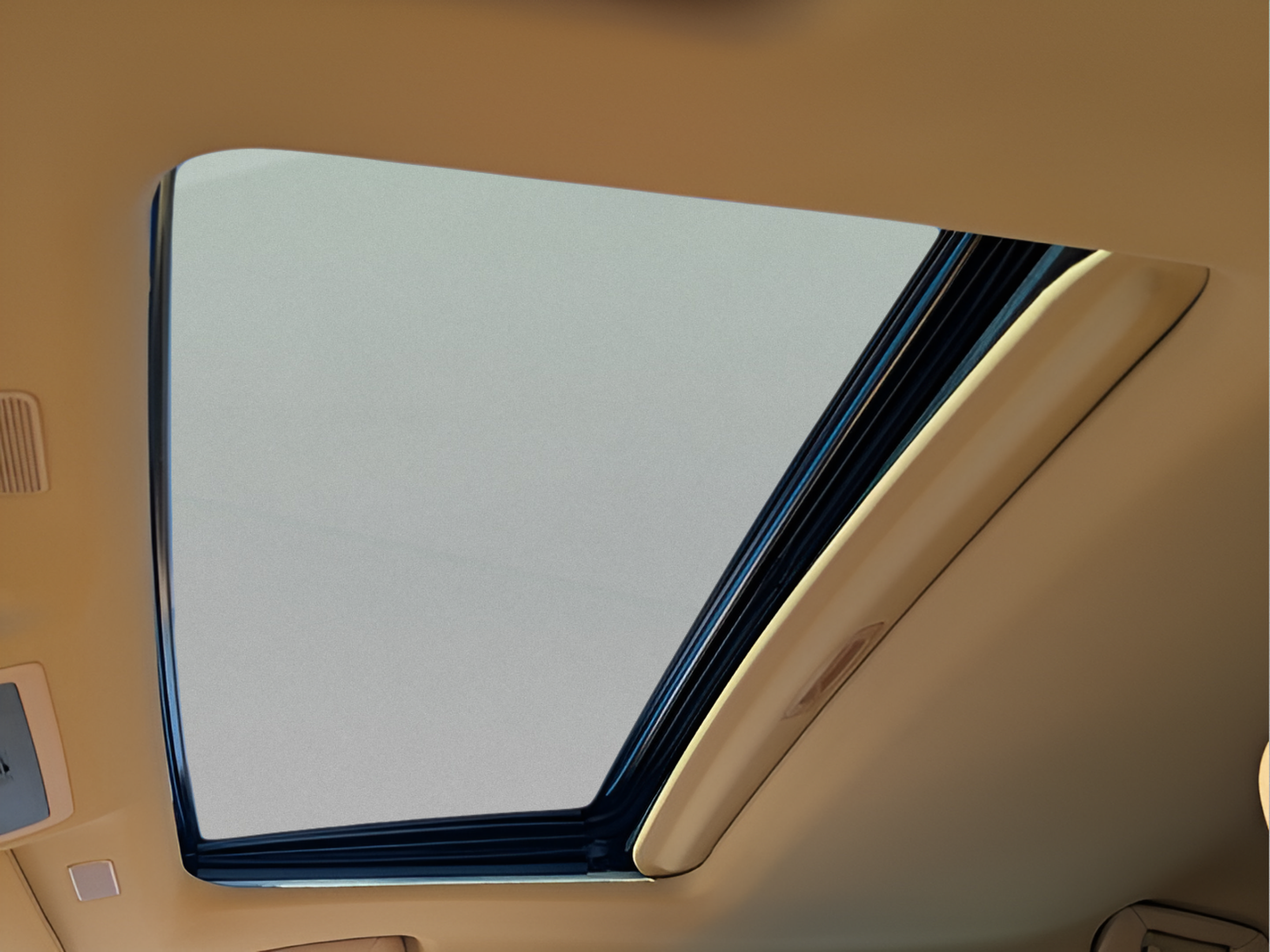 Certified 2025 Lexus ES 300h Ultra Luxury w/ Accessory Package (Z2) FWD image 31