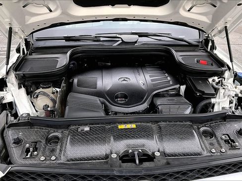 Used 2023 Mercedes-Benz GLS 450 4MATIC image 28