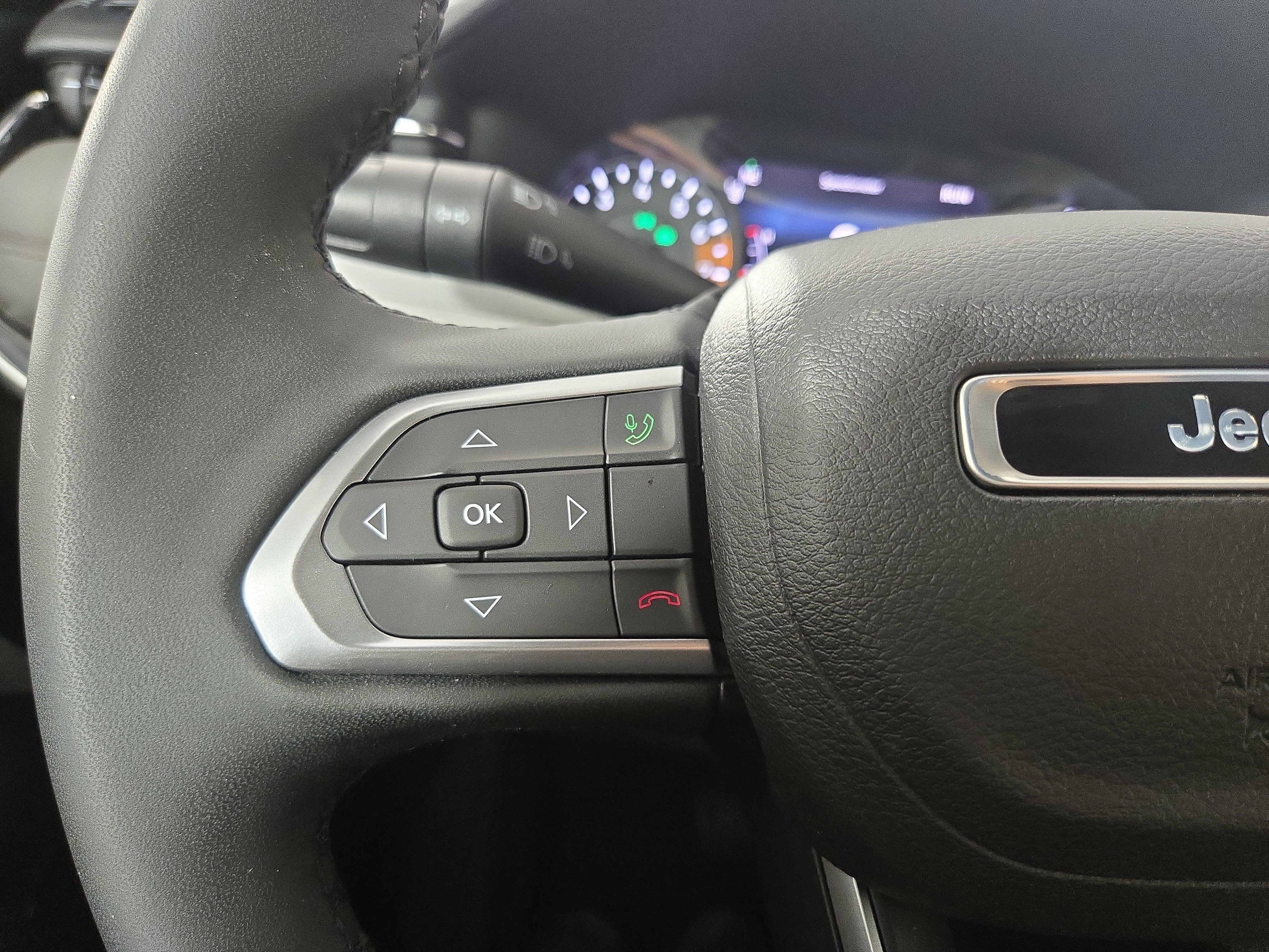 Certified 2023 Jeep Compass Limited AWD/4WD image 16
