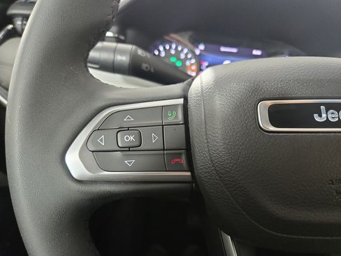 Certified 2023 Jeep Compass Limited AWD/4WD image 16