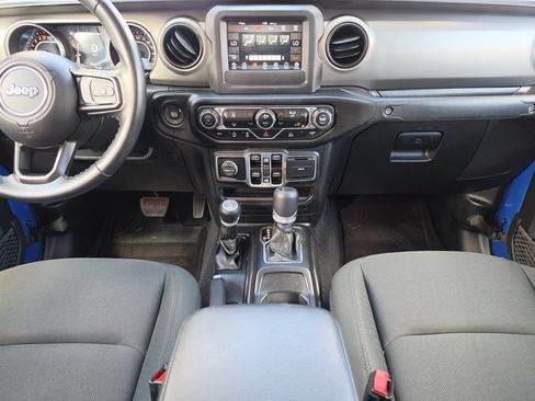 Used 2021 Jeep Gladiator Sport AWD/4WD image 14