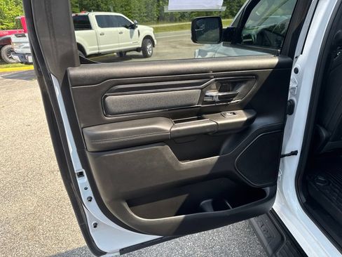 Used 2023 RAM 1500 Big Horn AWD/4WD image 25
