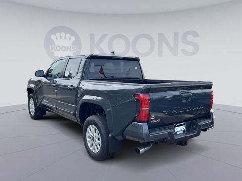 New 2025 Toyota Tacoma SR5 image 4