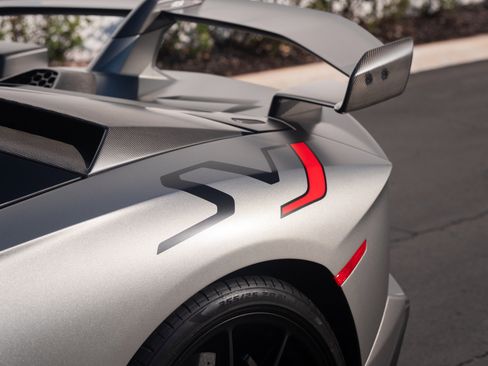 Used 2019 Lamborghini Aventador SVJ image 28