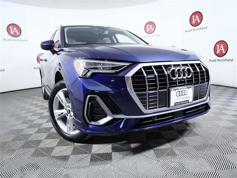 Used 2024 Audi Q3 2.0T Premium Plus image 2