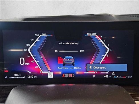 New 2026 BMW X6 xDrive40i w/ Premium Package image 10