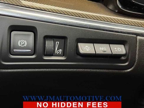 Used 2019 Cadillac XT5 Platinum image 36