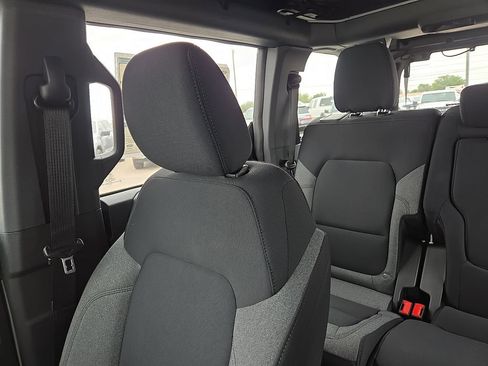 New 2026 Ford Bronco 4-Door AWD/4WD image 28
