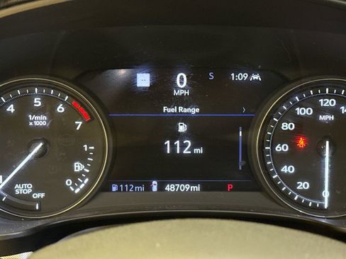 Used 2021 Cadillac XT4 Premium Luxury FWD image 34