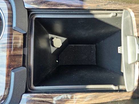 Used 2015 GMC Acadia Denali image 47