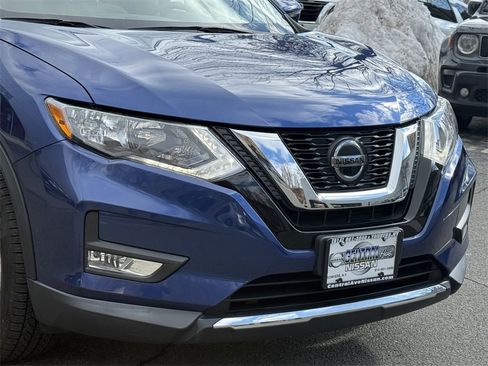 Used 2019 Nissan Rogue SL image 8