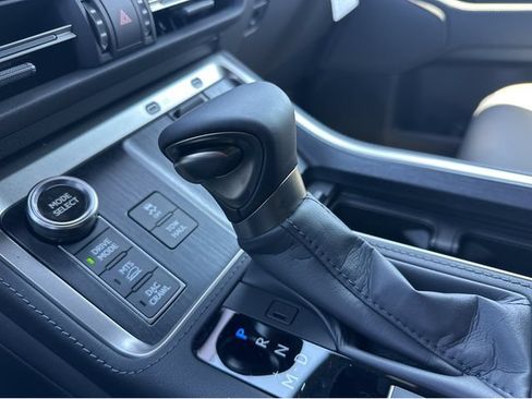 New 2026 Lexus GX 550 AWD/4WD image 33