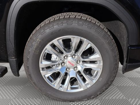 New 2026 GMC Sierra 1500 Denali w/ Technology Package AWD/4WD image 15