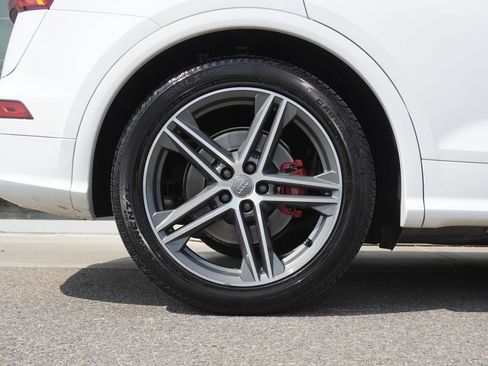 Used 2018 Audi SQ5 Prestige w/ Prestige Package AWD/4WD image 32