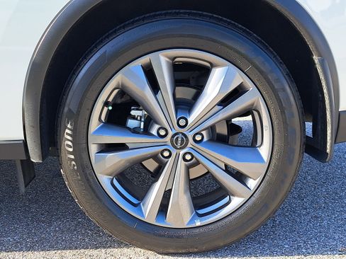 Certified 2024 Nissan Murano Platinum w/ Cargo Package image 10