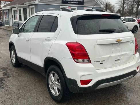 Used 2020 Chevrolet Trax LT AWD/4WD image 3