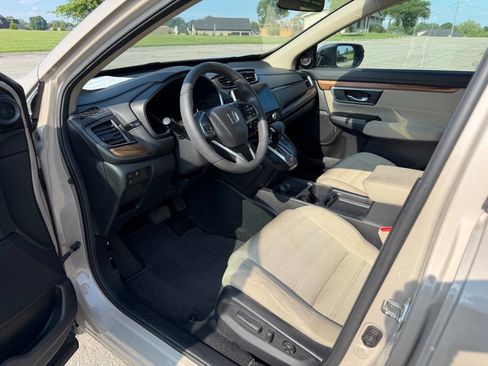 Used 2017 Honda CR-V EX image 9
