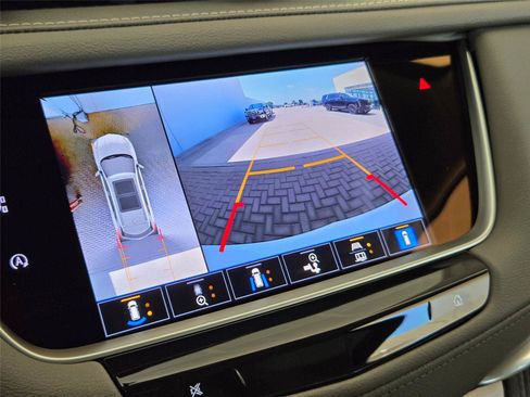 New 2026 Cadillac XT5 Premium Luxury w/ Driver Assist Package FWD image 18