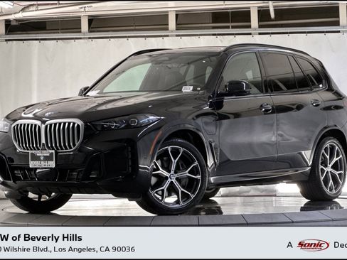 Used 2026 BMW X5 xDrive50e w/ M Sport Package AWD/4WD image 1