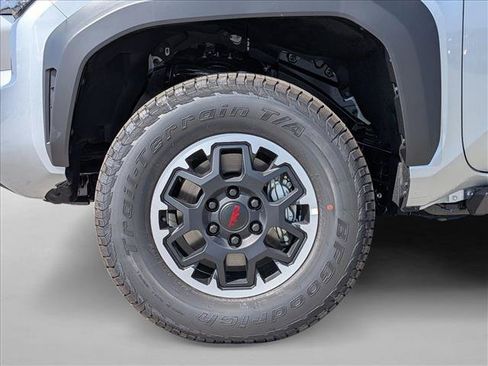 New 2026 Toyota Tacoma TRD Off-Road AWD/4WD image 10