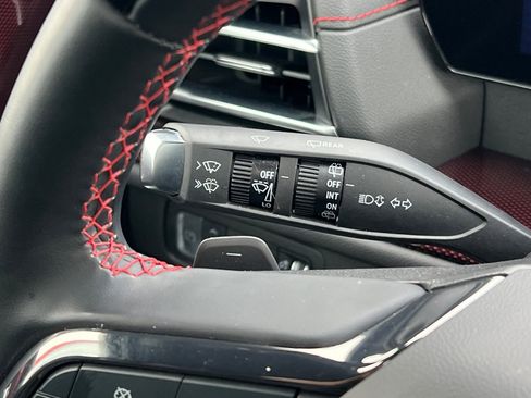 Certified 2024 Chevrolet Traverse RS w/ LPO, Floor Liner Package image 37