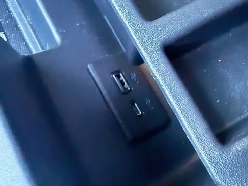 Used 2022 Chevrolet Silverado 1500 RST image 35