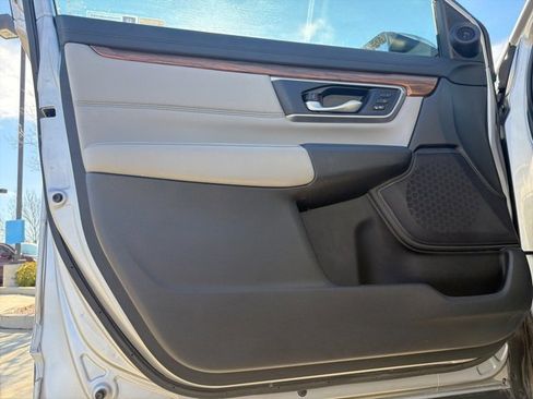 Certified 2018 Honda CR-V Touring image 32