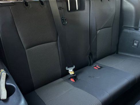 Certified 2024 Toyota Highlander LE image 19