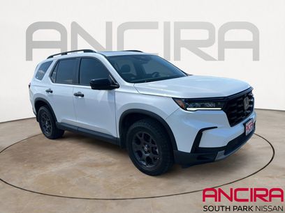 Used 2025 Honda Pilot TrailSport