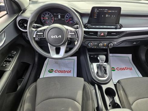 Used 2023 Kia Forte LXS FWD image 13