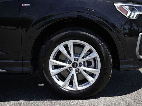 Certified 2025 Audi Q3 2.0T Premium w/ Convenience Package image 4