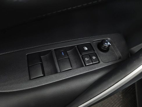 Used 2020 Toyota Corolla SE FWD image 27