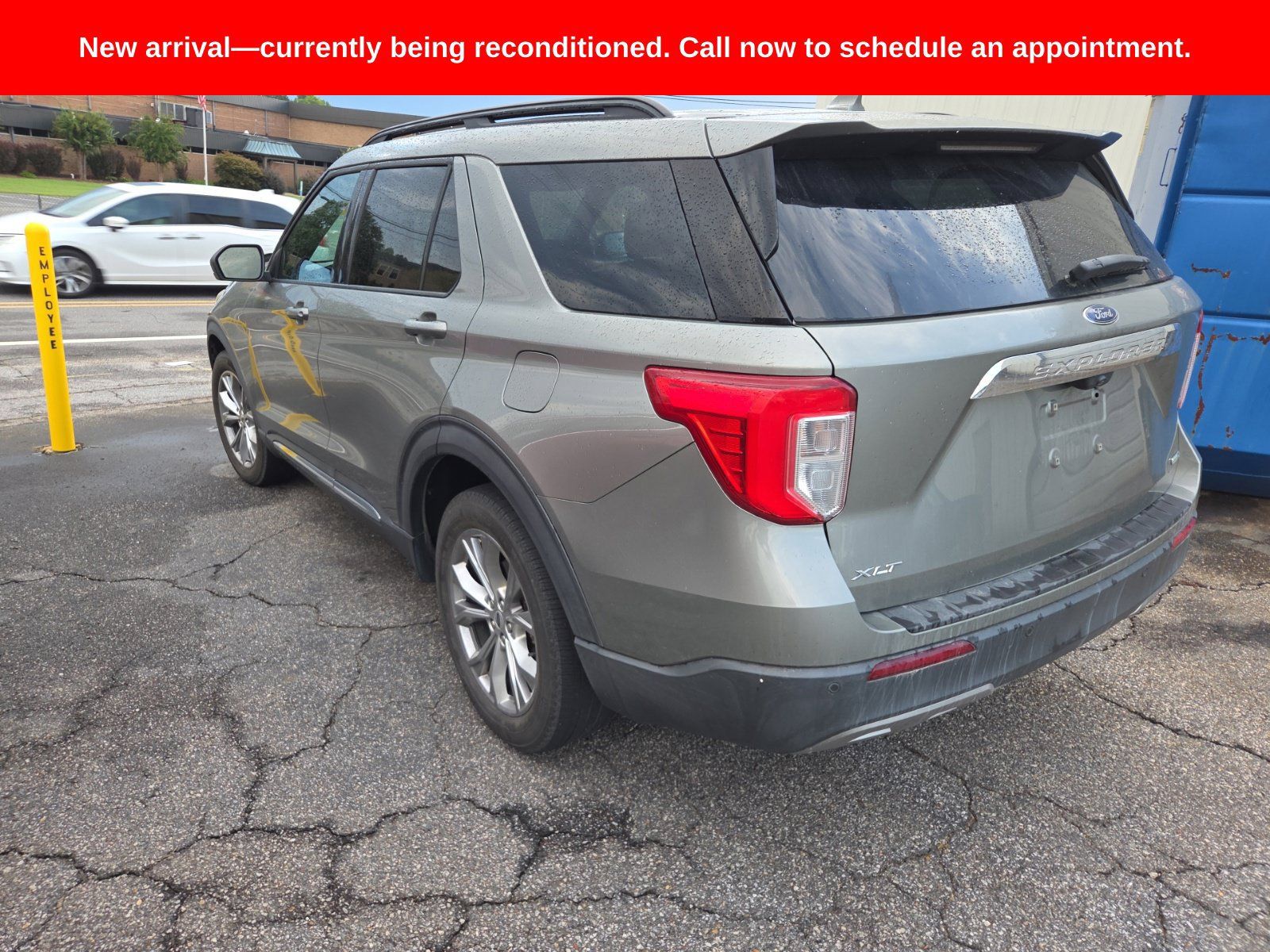 Used 2020 Ford Explorer XLT w/ Equipment Group 202A AWD/4WD image 7