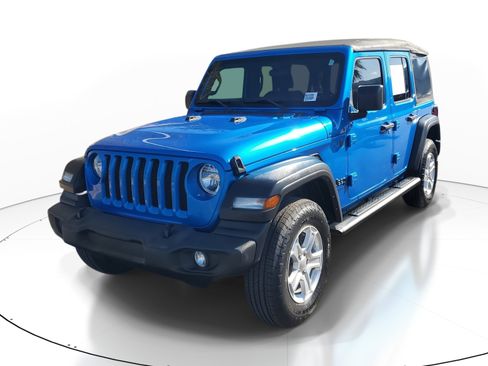Used 2022 Jeep Wrangler Unlimited Sport S image 2