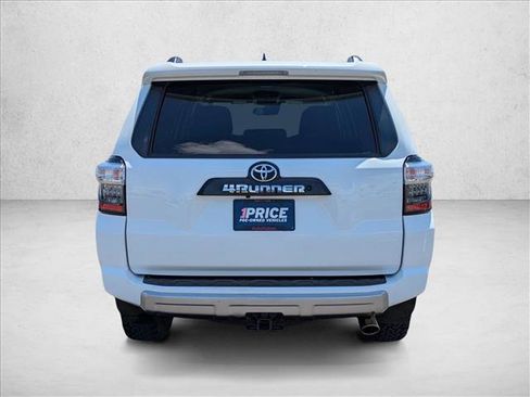 Used 2021 Toyota 4Runner TRD Off-Road AWD/4WD image 7