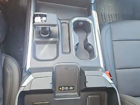 New 2026 GMC Sierra 1500 SLT w/ SLT Premium Plus Package image 17