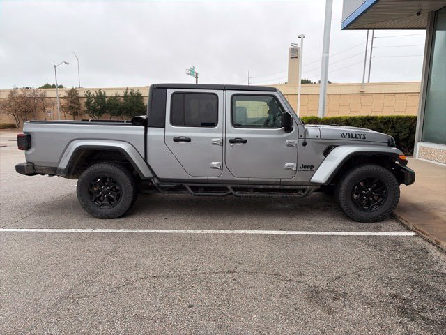 Used 2021 Jeep Gladiator Sport AWD/4WD image 5
