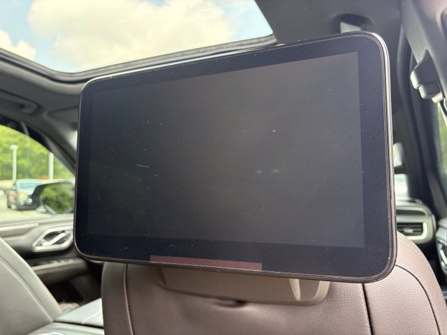 Used 2021 GMC Yukon AT4 w/ Rear Media and Nav Package AWD/4WD image 19