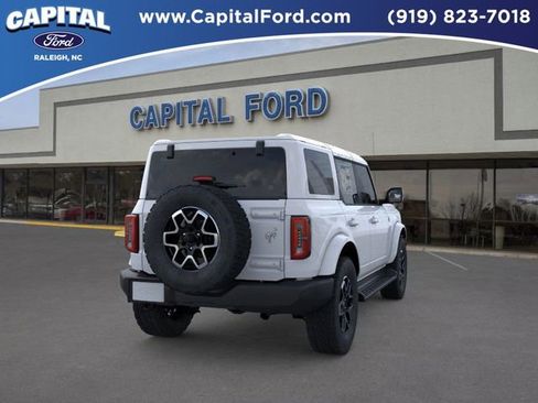 New 2025 Ford Bronco Outer Banks AWD/4WD image 8