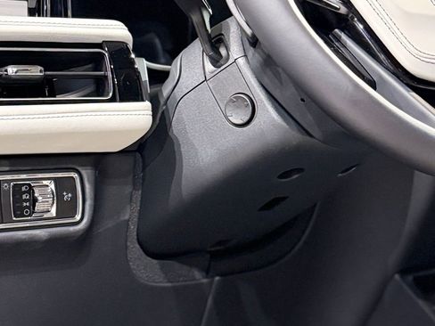 New 2026 Lincoln Aviator Reserve image 48